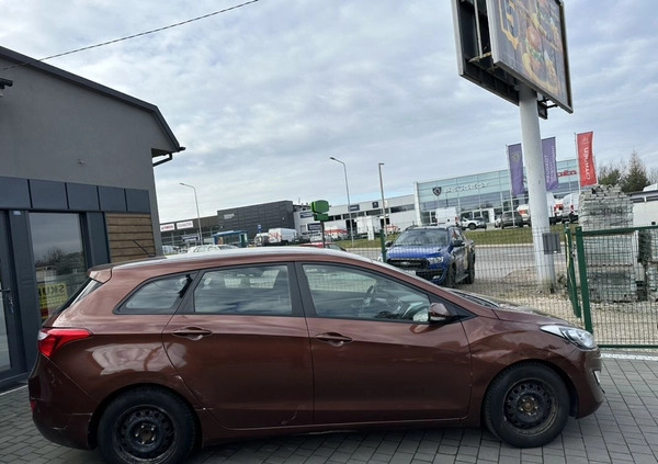 Hyundai I30 cena 11000 przebieg: 197000, rok produkcji 2013 z Zduny małe 29